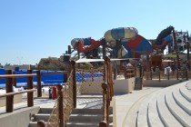Mega vandens pramogų parkas Abu Dabyje